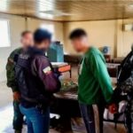 Vídeo: mujer encuentra una memoria digital tirada en un autobus y descubre abusos de un militar contra menores de edad que resultaron ser sus hermanastros