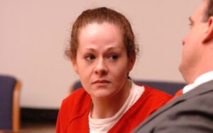 Vídeos, más de una hora de retraso y confusión: una llamada al 911 revela fallos en la atención de emergencia tras el fallido intento de ejecución de Christa Gail Pike