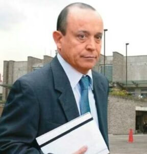 Vídeo, golpe brutal a la familia del expresidente colombiano Uribe Vélez: confirman la pena de más de 28 años de prisión a su hermano, Santiago Uribe Vélez, por diferentes delitos ligados al paramilitarismo colombiano