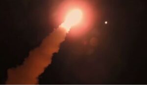 Vídeo: Irán ataca con “misiles de nueva generación” a Israel y a una base de EE.UU.