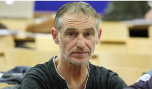 El Alcalde francés Christian Bercaits se suicida luego de perder la reelección