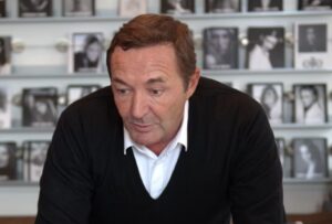 Vídeos: varias extop models denuncian en Francia por abusos sexuales a Gérald Marie, exjefe de la mundialmente famosa agencia de modelos Elite