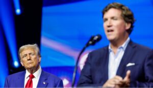 Vídeo, “Donald Trump ha sido desleal a Estados Unidos, es débil y no creo que sea el hombre más poderoso del mundo”: Tucker Carlson, periodista estadounidense, perteneciente al movimiento MAGA