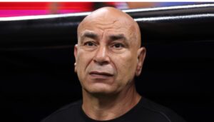 Vídeo: se desmaya en medio de una pelea entre su primera y segunda esposa Hossam Hassan, entrenador de la selección nacional de fútbol de Egipto