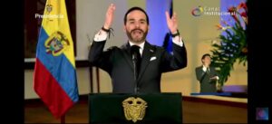 Vídeo vergonzoso, ¿Este señor está cuerdo? Abelardo de la Espriella, presidente de Colombia, afirmó que el terremoto que sufrió su país fue obra de “la infinita sabiduría” de Dios