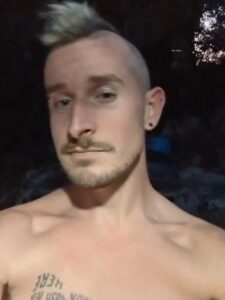 El británico Benjamín Braithwaite fue hallado muerto y desnudo en Sicilia, Italia luego de asistir a un ritual pagano LGBTQ+ con drogas